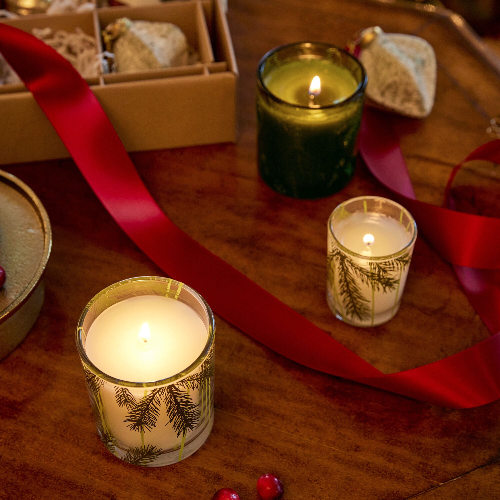 Frasier Fir? Pine Needle Votive Candle - Image 3