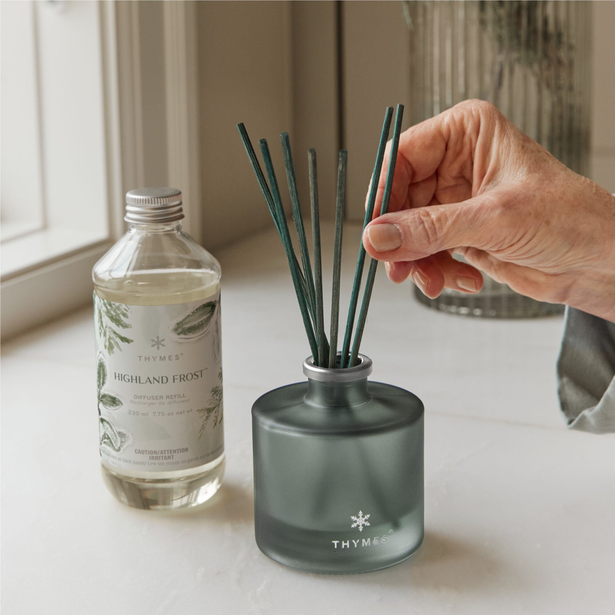 Highland Frost Petite Reed Diffuser - Image 4